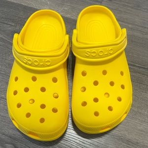 Yellow Crocs M6 W8
